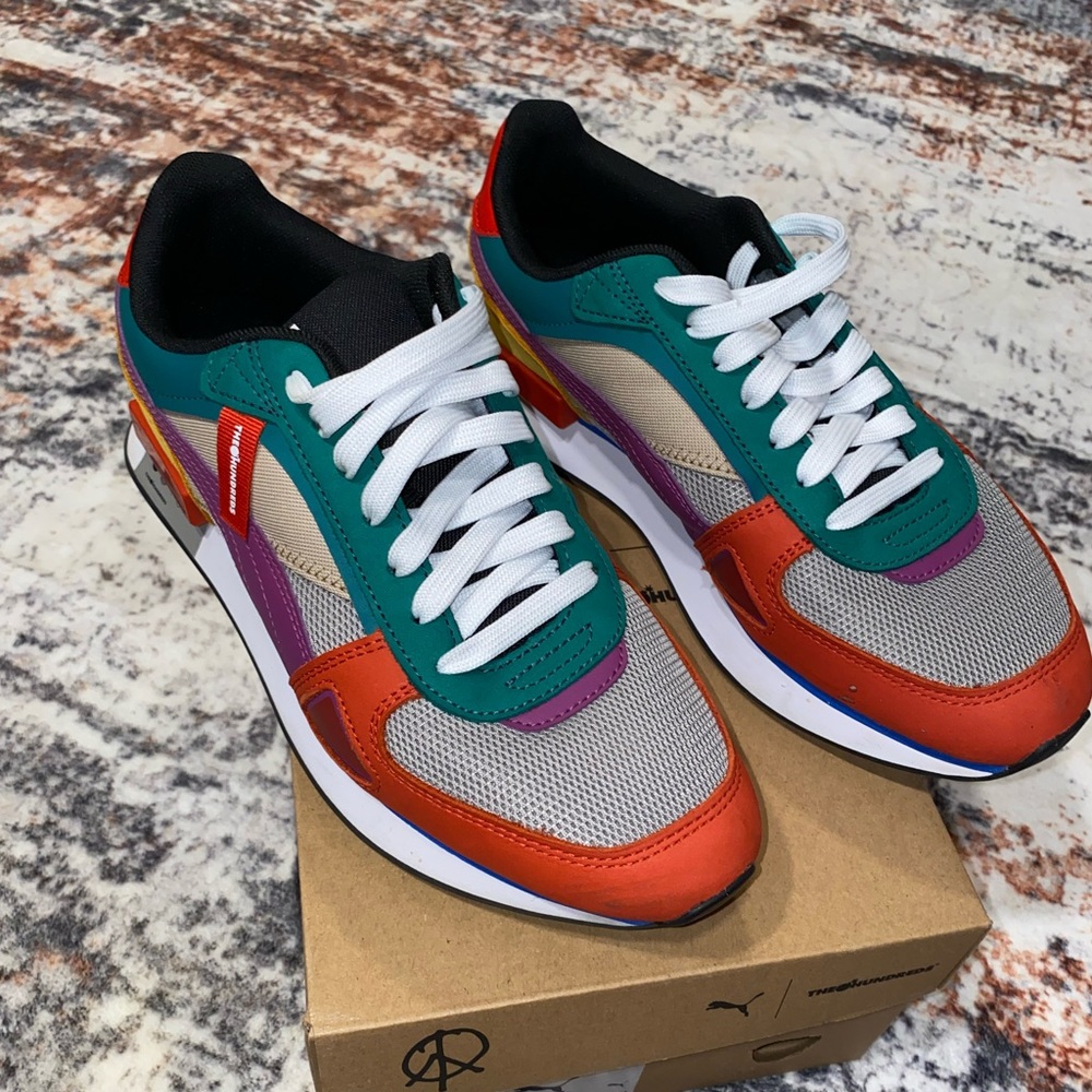 Puma Sneakers